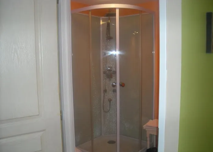 La Chaumiere 3* Seyne